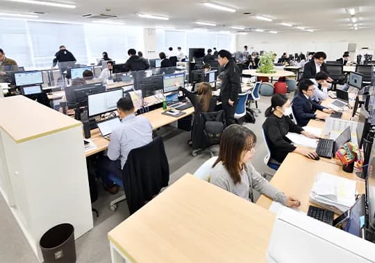 中部流通の事務所の中