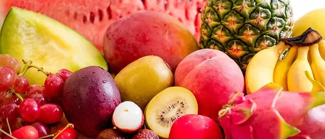 地方で採れた新鮮な果物